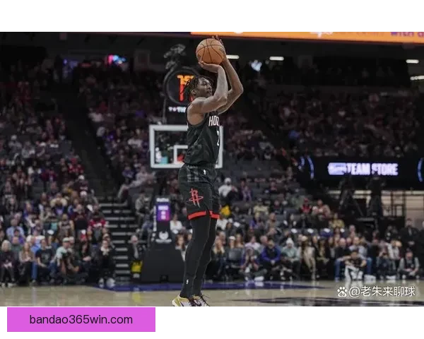 火箭是否后悔交易怀特18分钟27分6三分替补爆发场均16分成奇兵